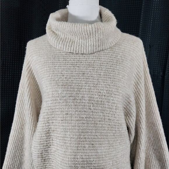 WORTHINGTON! OATMEAL & CREAM HORIZONTAL KNIT BELL SLEEVE SWEATER! SZ L - Picture 4 of 10